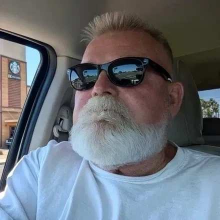 Barry R Heinrichs