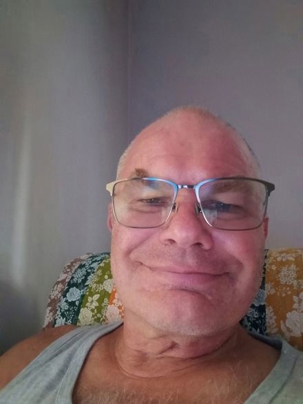 Mark E Olen