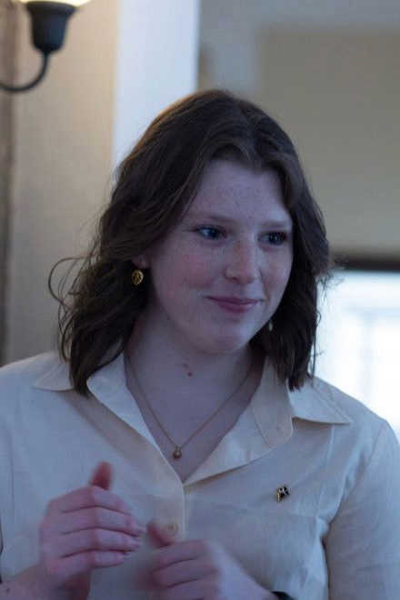 Naomi Stelling