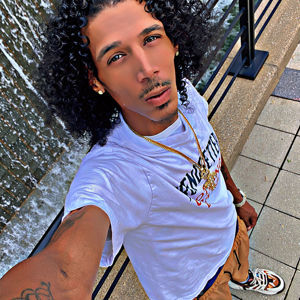 Santino Wallace