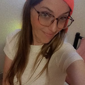 Stephanie Dray