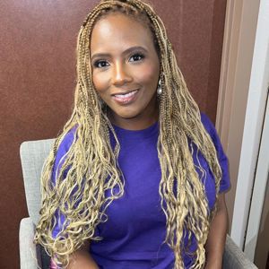 Kimberly R Spivey