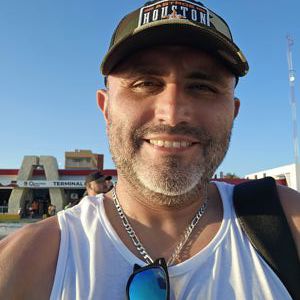 Johnny Cisneros