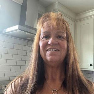 Leslie Teasley