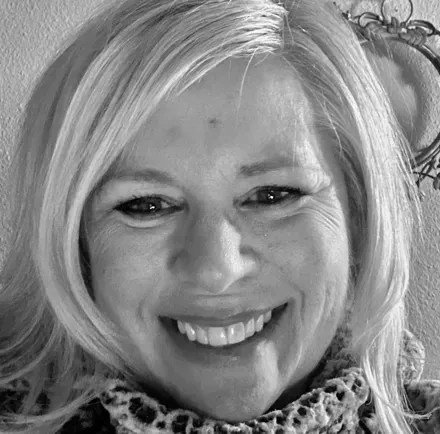 Holly Hartz