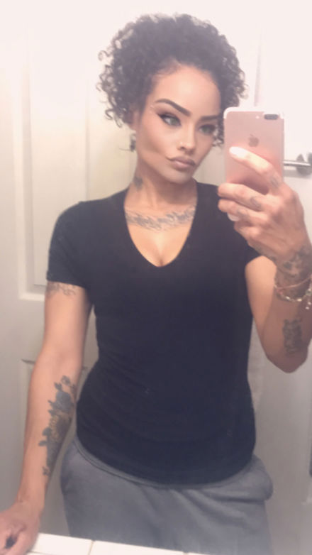 Carrie De La Vega