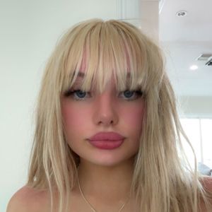 Angelee RiAll