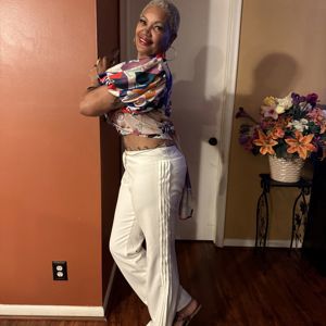 Lorraine Thomas