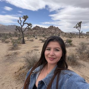 Miriam Flores