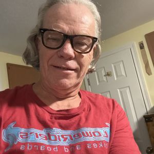 Peter James