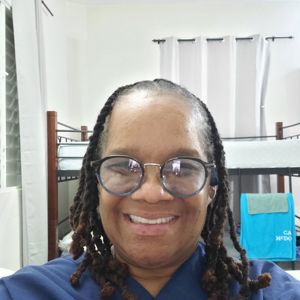Valerie J Dailey