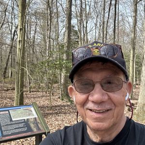 Lee J Hill