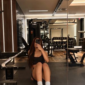 Elle Laxamana
