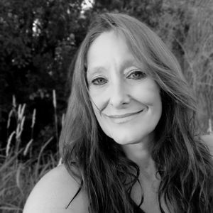 Tracy Lynn