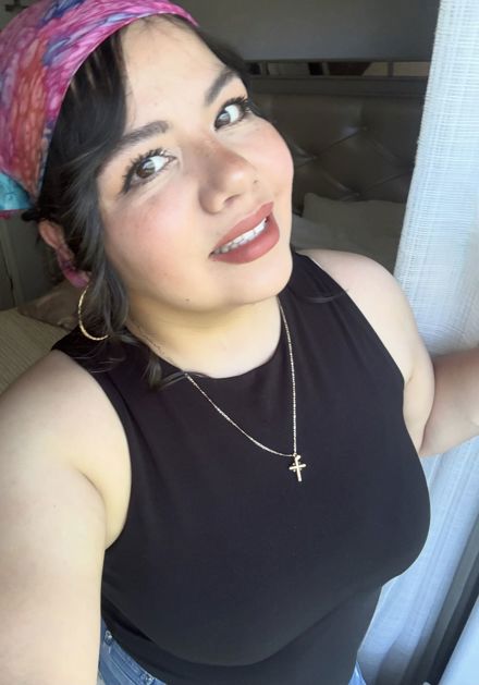 Reyna Gomez