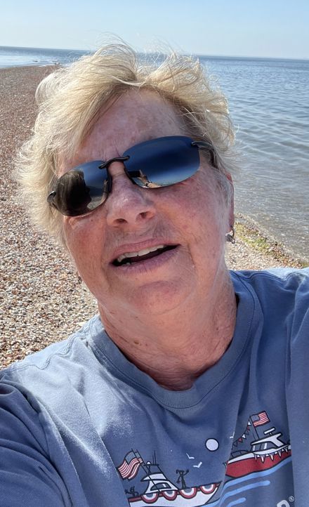 Bonnie Benton Lindsay