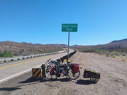 Nomad cyclist