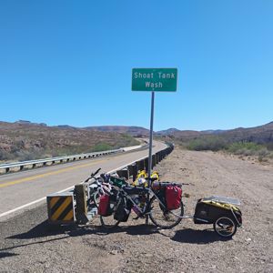 Nomad cyclist