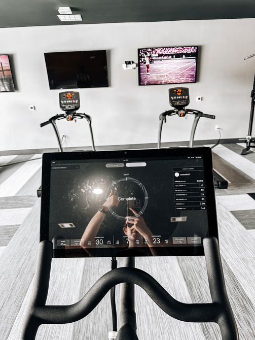 And the Race begins!! 🚴🏼‍♀️