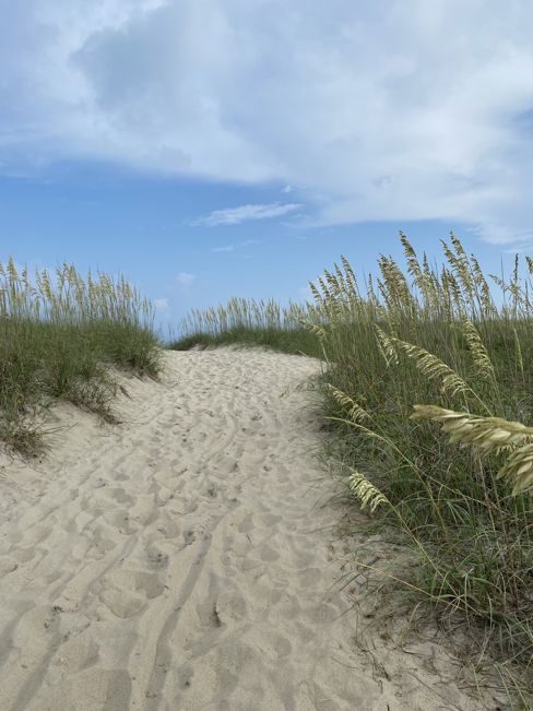 Heading towards Roadanthe, cycling to Hatteras